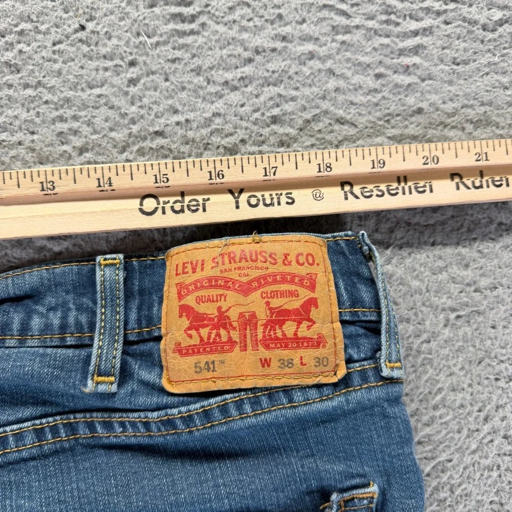 Levi's 541 Jeans Mens 38x28 Blue Cotton Denim Straight Faded Workwear Stretch
